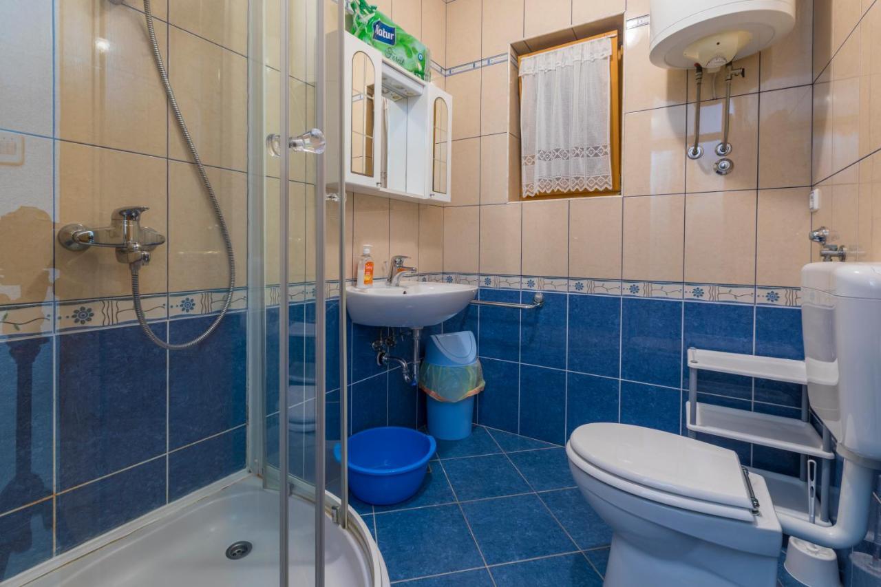 Apartment Katnic 1-2-3 茨里克韦尼察 外观 照片
